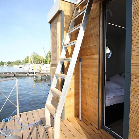 Wohnboote Marina Niederhavel Botel Brandenburg (Brandenburg an der Havel)
